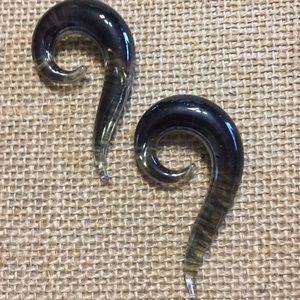 Glass hangers body jewelry